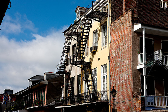 20081023_DVD74_DG_USA_New_Orleans_LA5L8Y0449_full_blead