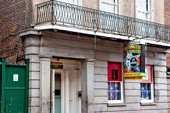 20081023_DVD72_DG_USA_New_orleans_LA_5L8Y0060_full_blead