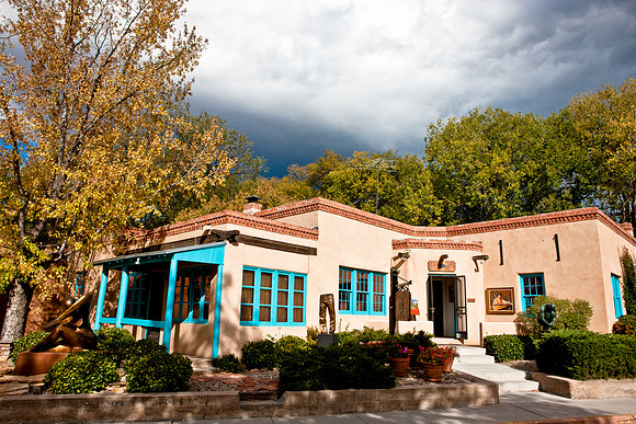 20081020_DVD64_DG_USA_Santa_Fe_5L8Y8700_full_blead
