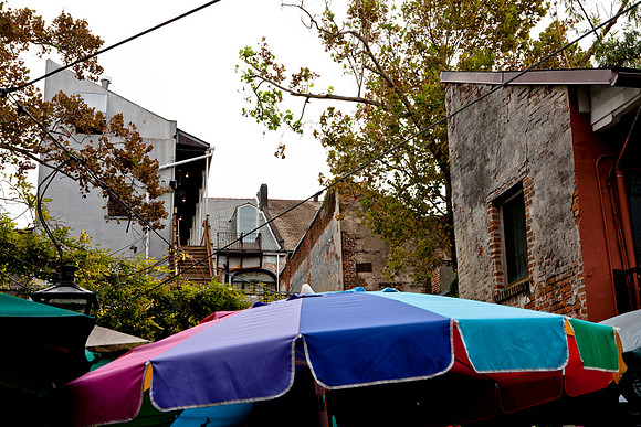 20081023_DVD72_DG_USA_New_orleans_LA_5L8Y0098_full_blead