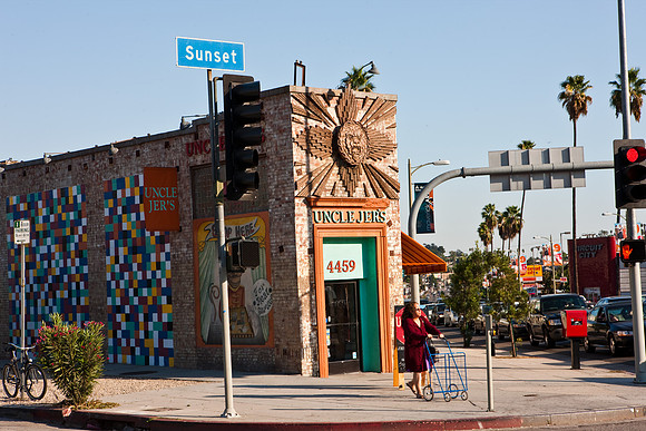 20080911_DVD40_DG_USA_LA_CA_5L8Y7757_full_blead