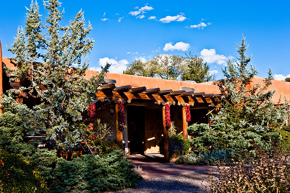 20081020_DVD65_DG_Santa_Fe_5L8Y8828_full_blead