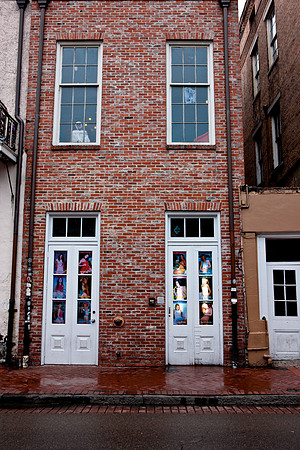 20081023_DVD71_DG_USA_New_Orleans_LA_5L8Y0003_full_blead