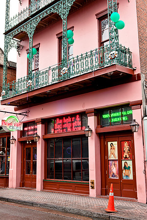 20081023_DVD71_DG_USA_New_Orleans_LA_5L8Y9825_full_blead