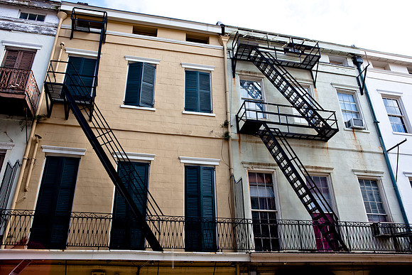 20081023_DVD74_DG_USA_New_Orleans_LA5L8Y0454_full_blead