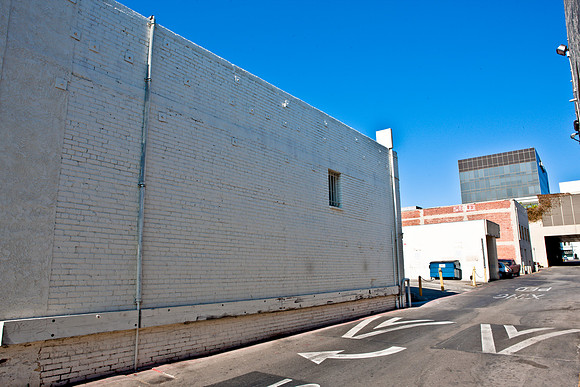 20080909_DVD38_DG_USA_Los_Angeles_CA_5L8Y7237_full_blead