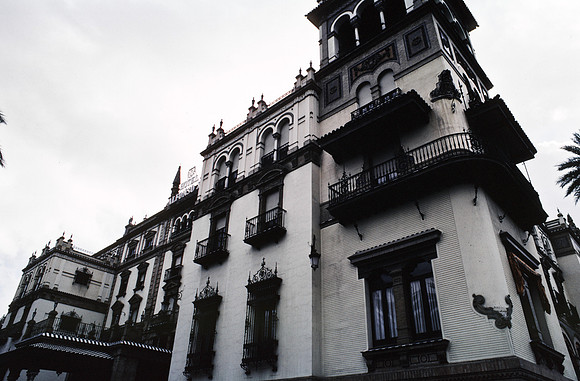 37732_SL_COLOR_BOX_II_SPAIN_1986_19