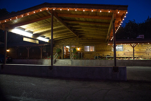 20140831_21_17_43_Hotels_Motels_NightCG3P0006