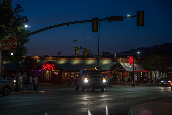 20140831_21_21_23_Hotels_Motels_NightCG3P0020