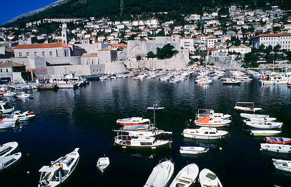 Yugoslavia_Cd8_Color_174.jpg