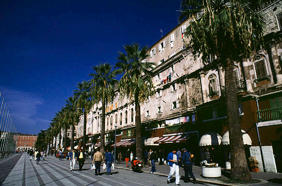 Yugoslavia_Cd4_Color_076.jpg