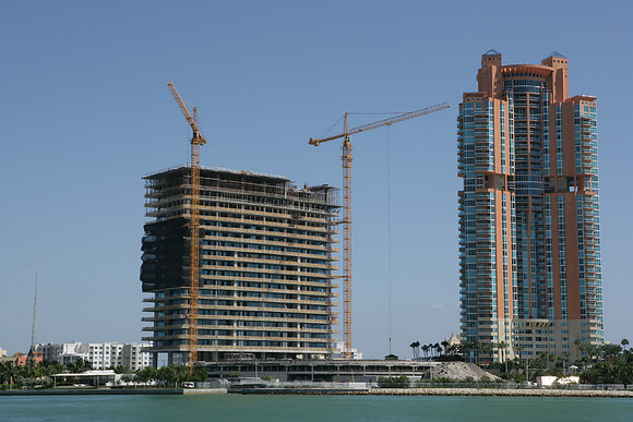 ZV4N_2747_S_Beach_FL_10_06