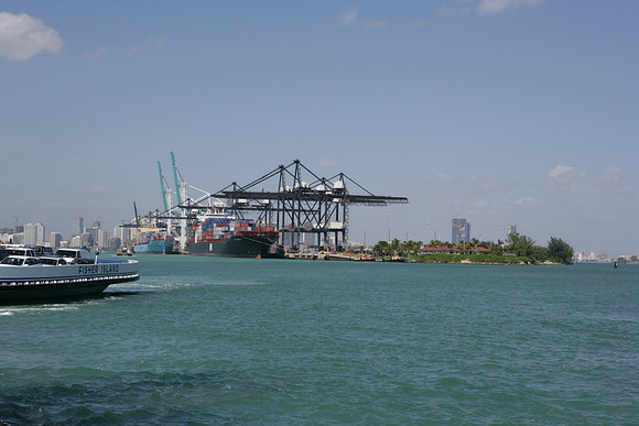 ZV4N_2754_S_Beach_FL_10_06