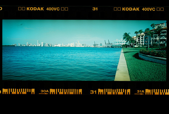 S_Beach_FL_CD_8247-R1-E017
