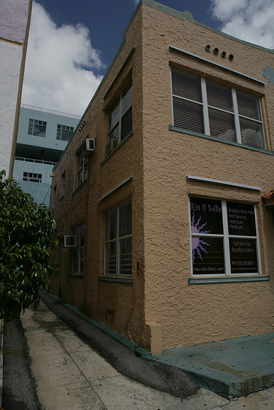 ZV4N_2823