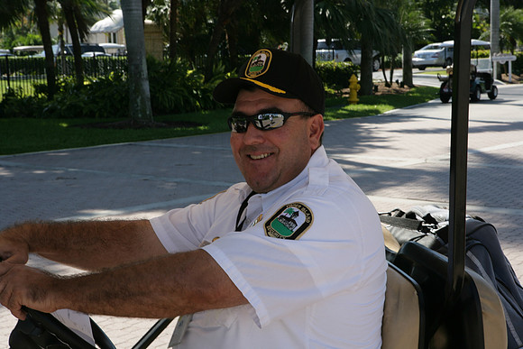 ZV4N_2762_S_Beach_FL_10_06