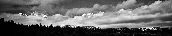 6077_FM_BW_EXPAND_WY_05_1