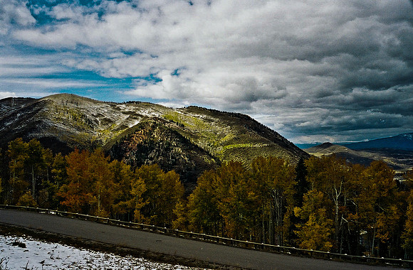 6080_FM_COLOR_TO_ASPEN_WYOMING_USA_05_28
