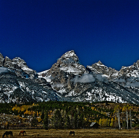 6074_FM_COLOR_WY_05_5