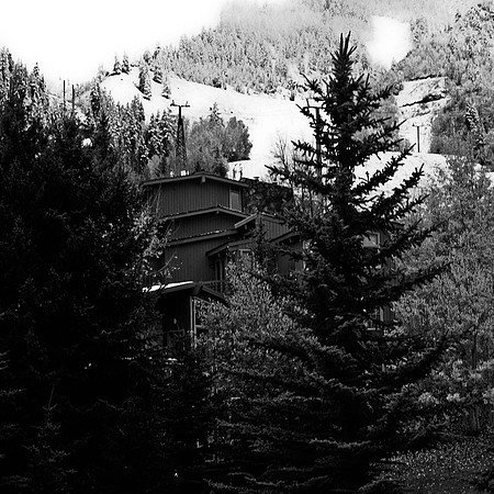 6082_FM_BW_WY_05_3