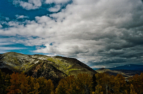 6080_FM_COLOR_TO_ASPEN_WYOMING_USA_05_29