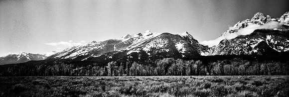 6076_FM_BW_WY_05_3