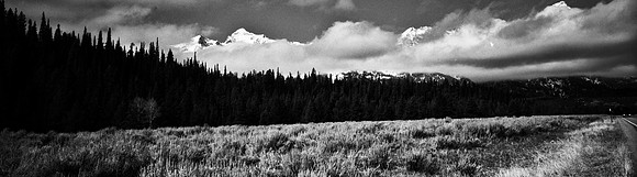 6077_FM_BW_EXPAND_WY_05_4