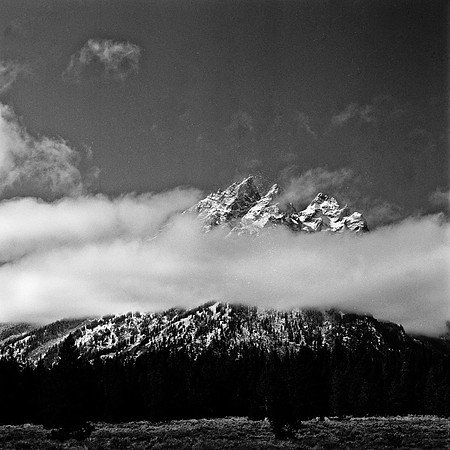 6069_FM_BW_WY_05