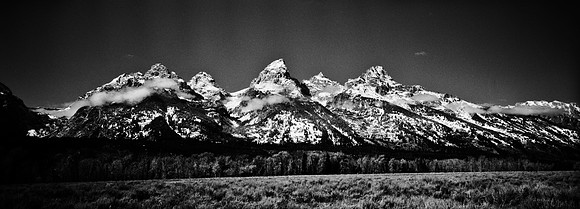 6076_FM_BW_WY_05