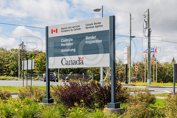 20150908_Canadian_Border_075A8313