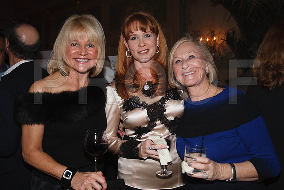 4972_DG_Kick_Off_Save_The_Childrem_Fisher_2010_Miami_FL_VA0M8910