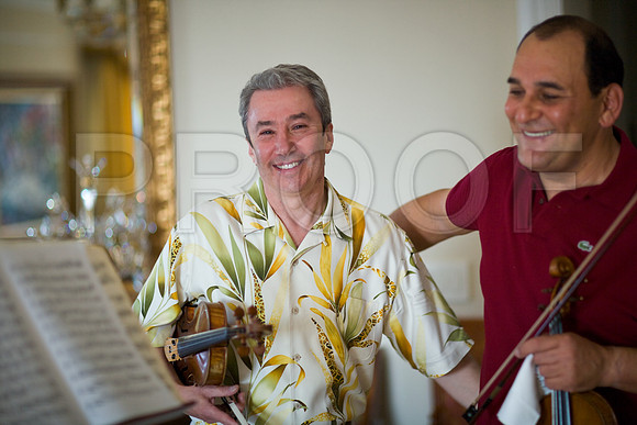 84774_Fisher_Concert_Barash_DG_ZV4N9844_BARCH_HEIFEZ_VIOLIN_CONCERT_07