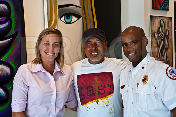 4923_DG_Micheal_Perez_Gallery_Exhibition_FL_2010_ZV4N0895