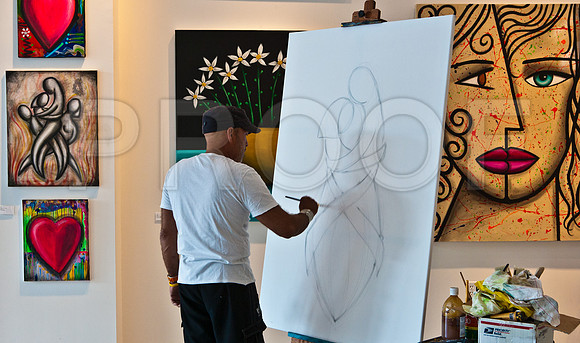 4923_DG_Micheal_Perez_Gallery_Exhibition_FL_2010_ZV4N0904