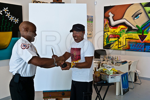 4923_DG_Micheal_Perez_Gallery_Exhibition_FL_2010_ZV4N0899