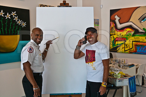 4923_DG_Micheal_Perez_Gallery_Exhibition_FL_2010_ZV4N0900
