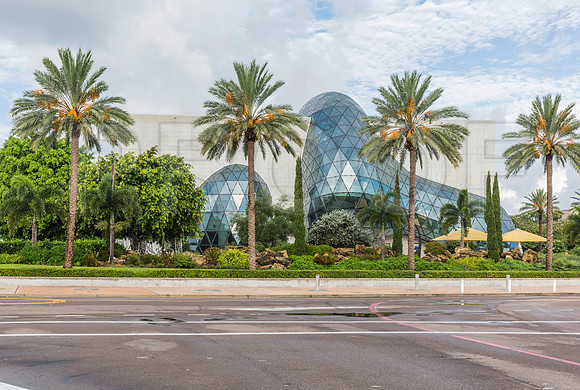 20150731_Dali_Museum_St_Petersburg_9C7C9136