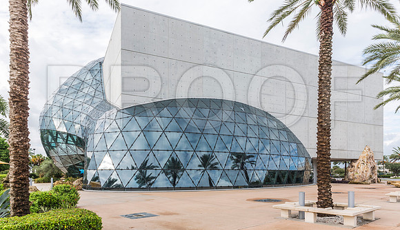 20150731_Dali_Museum_St_Petersburg_9C7C9269