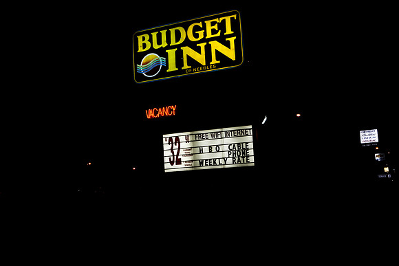 06647_DG_COLOR_NEEDLES_CALIFORNIA_CA_USA_2007_ZV4N_762