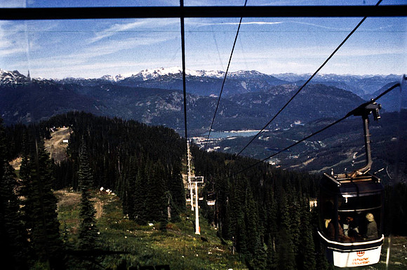 06813_B19_SL_COLOR_WHISTLER_WS_97_05.jpg