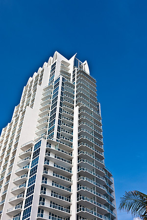 3807_DG_Miami_Beach_FL_5L8Y4738