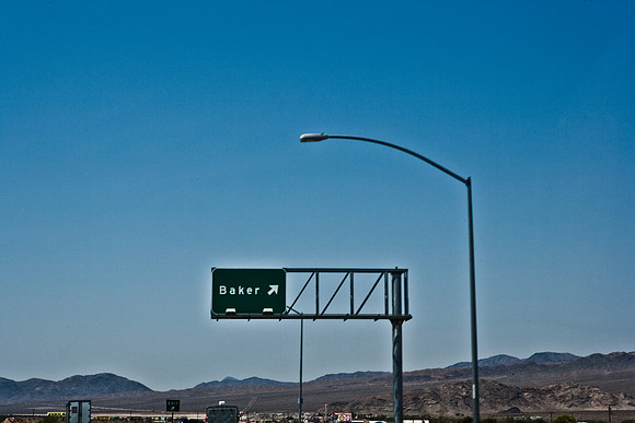 36351_DG_COLOR_BAKER_CALIFORNIA_CA_USA_2007_ZV4N_1028