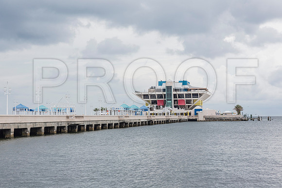 20150730_ST_Petersburg_Pier_FL_9C7C8937
