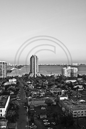 MIDTOWN_ MDT33137_DG_DSC_MIDTOWN_BW_7699