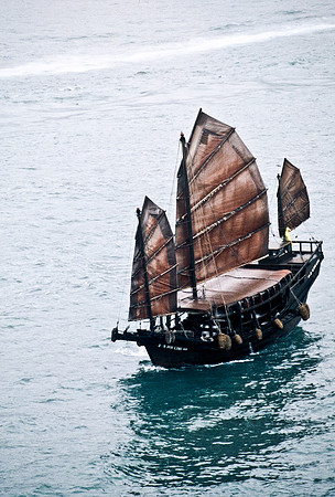 3865_SL_COLOR_AROUND_THE_WORLD_IN_8_MONTHS_APRIL_2000_7