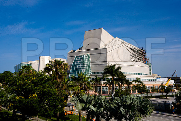 84691_2008_DG_Color_USA_Miami_FL_ZV4N1778