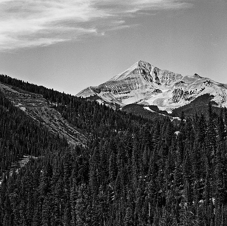 7556_B3P1_12_BW_SQ_MT_01.jpg