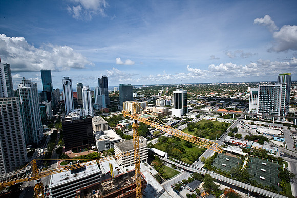 85465_FL_DG_ZV4N4449