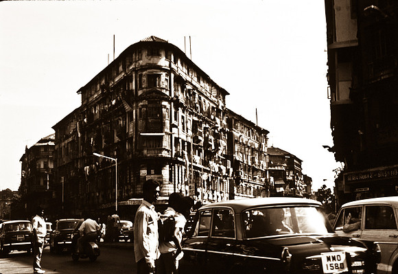 47282_SL_COLOR_INDIA_1987_19