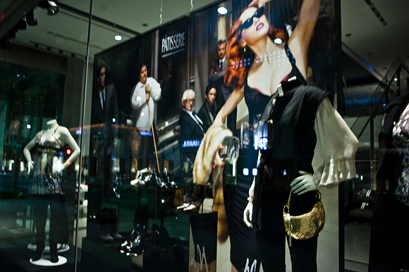 20080908_DVD32_DG_USA_Rodeo_Drive_LA_CA_6043_full_blead
